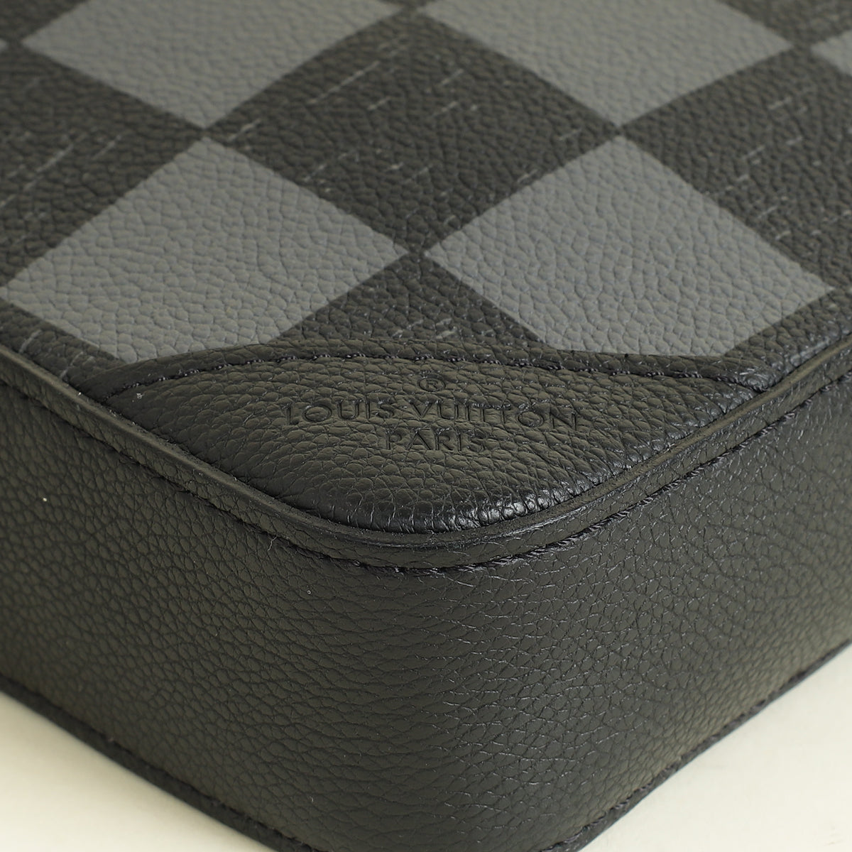 Louis Vuitton Bicolor Damier Graphite Trio Messenger Bag