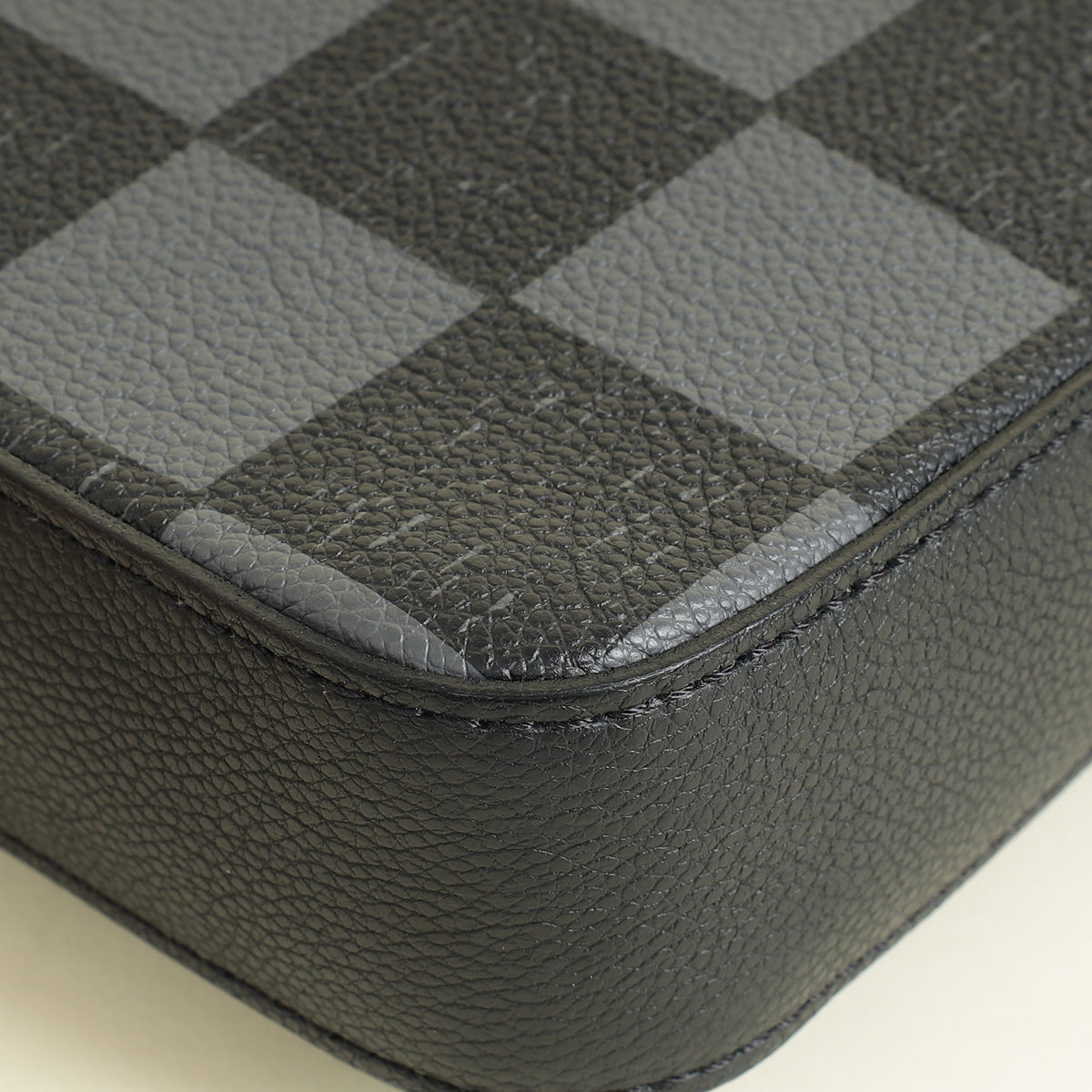 Louis Vuitton Bicolor Damier Graphite Trio Messenger Bag