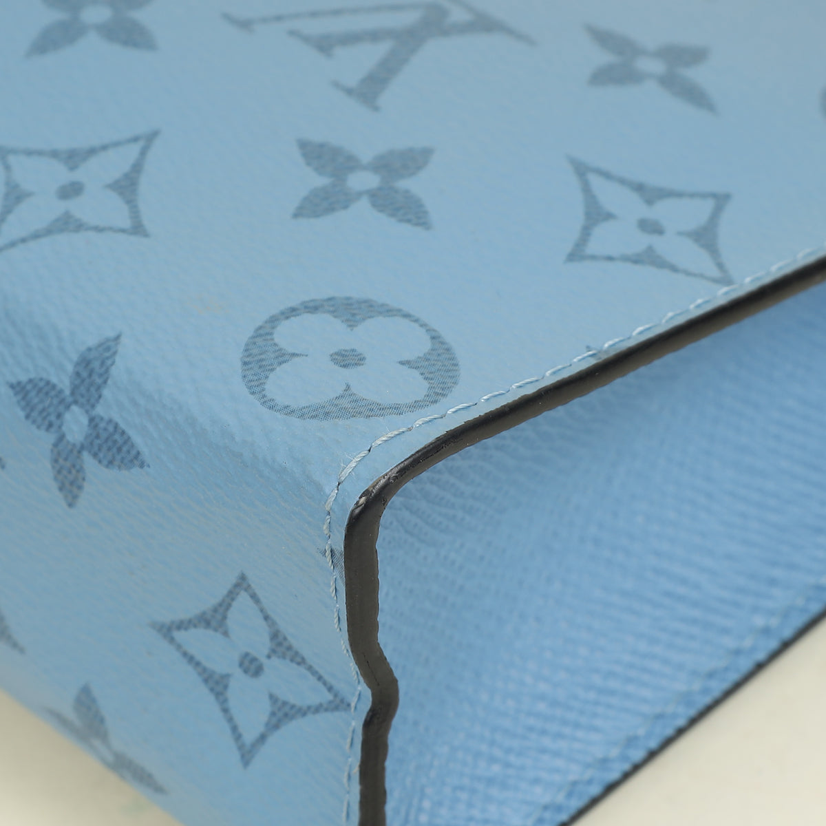 Louis Vuitton Sky Blue Taigarama Pochette Voyage MM