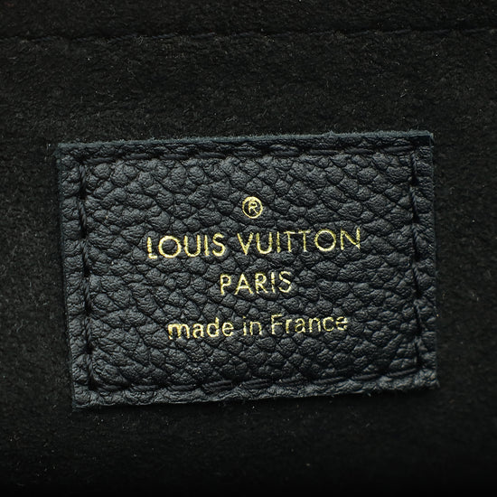 Louis Vuitton Monogram Noir Daily Pouch