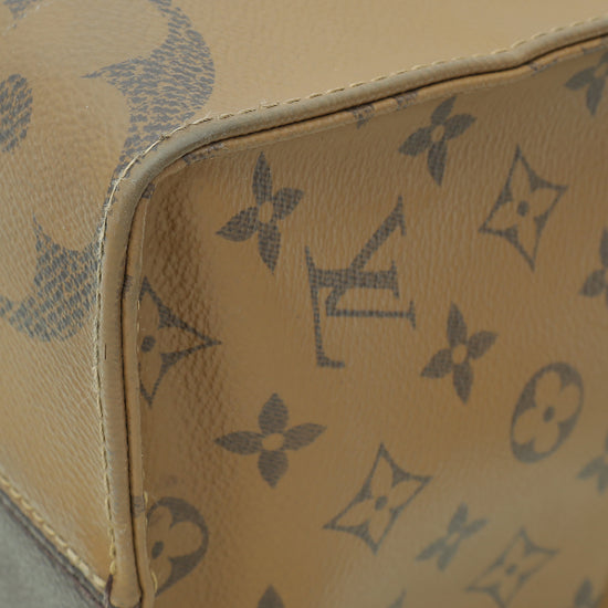 Louis Vuitton Monogram Reverse Onthego MM Bag