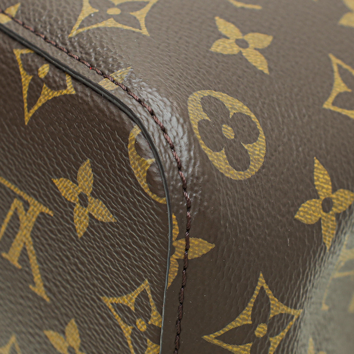 Louis Vuitton Bicolor Monogram Neonoe MM Bucket Bag – The Closet