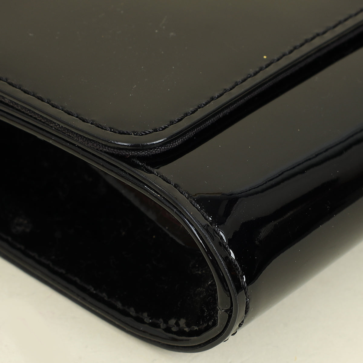 Louis Vuitton Black Vernis Louise EW Clutch