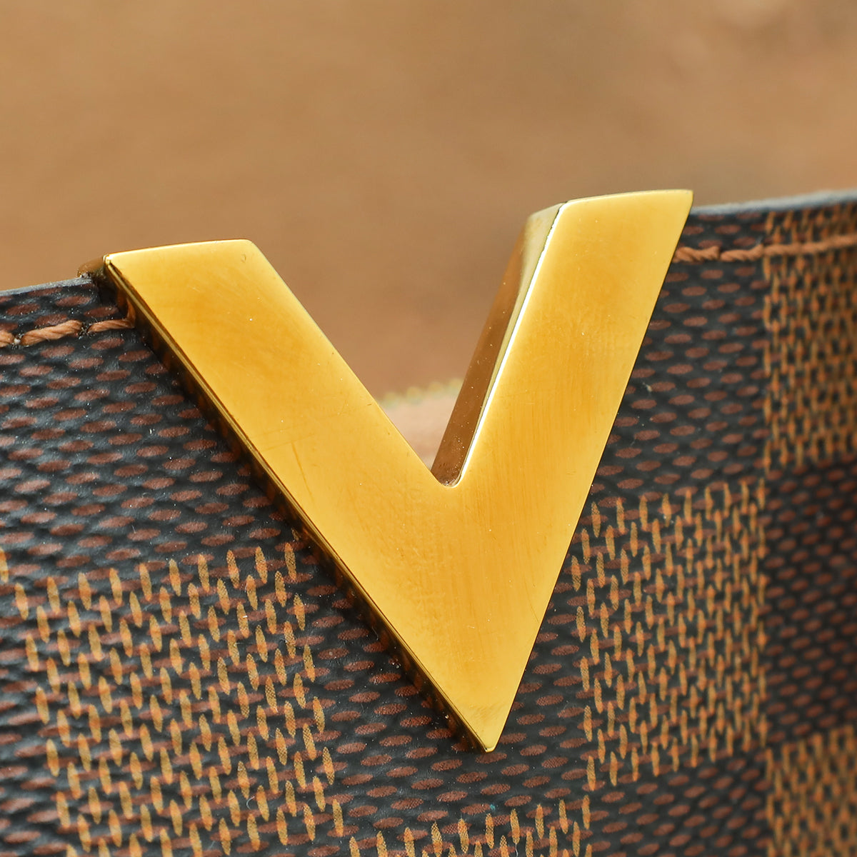 Louis Vuitton Damier Ebene Kensington Bag