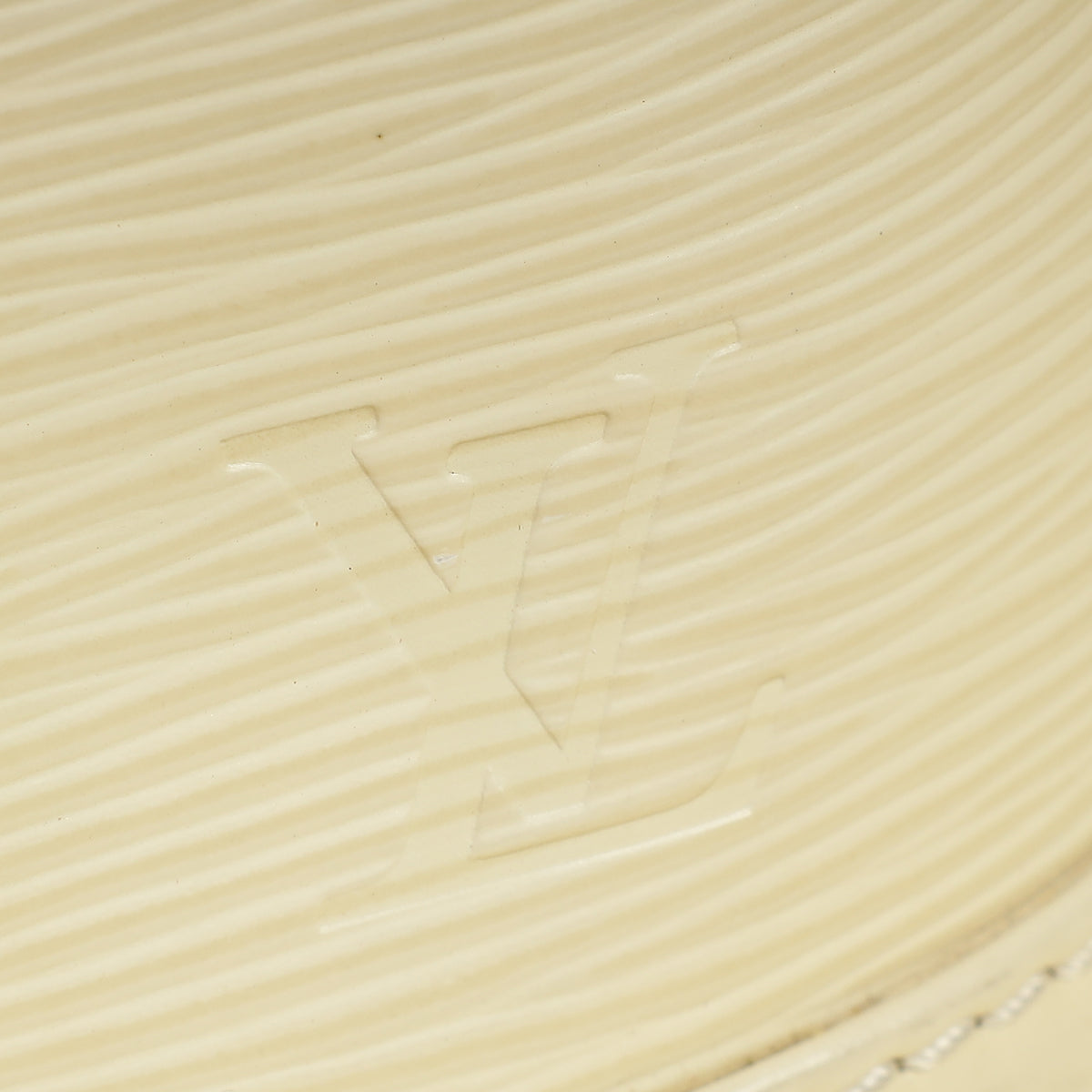 Louis Vuitton Ivory Noe Bag