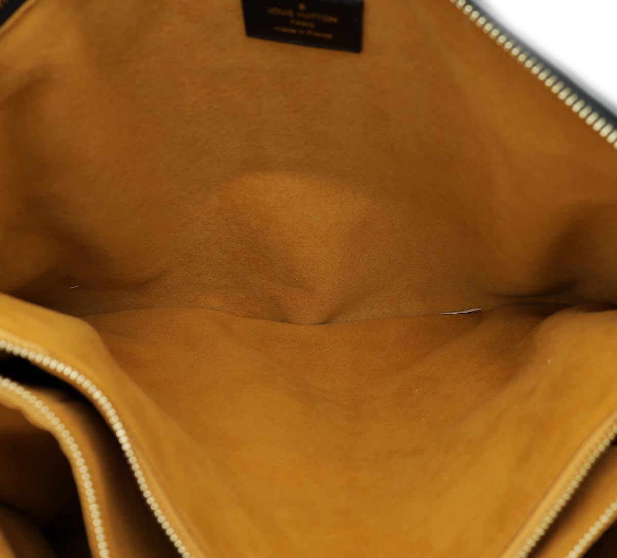 Louis Vuitton Noir Puffy Coussin MM Bag