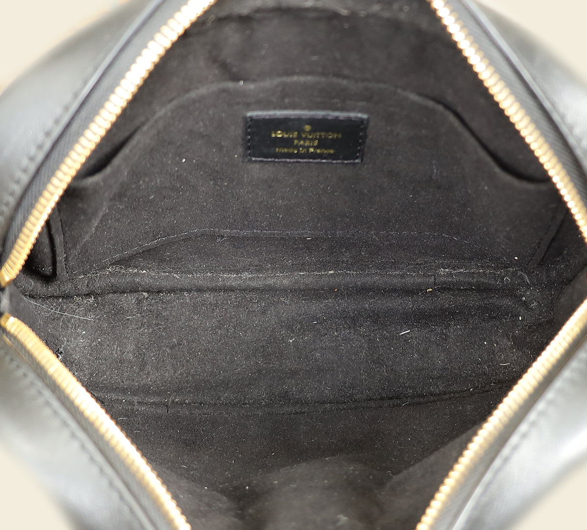 Louis Vuitton Noir New Wave Camera Bag