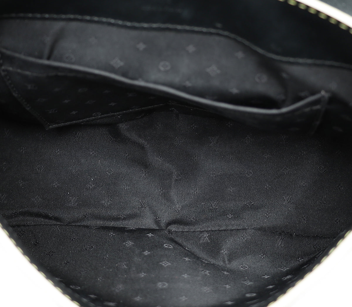 LOUIS VUITTON-Black Suhali Leather Le Talentueux Bag – Closet NV Shop