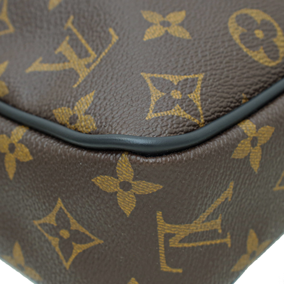 Louis Vuitton Monogram Black Macassar Porte-Documents Voyage PM Bag – The  Closet