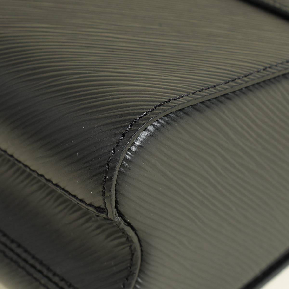 Louis Vuitton Black Twist MM Bag