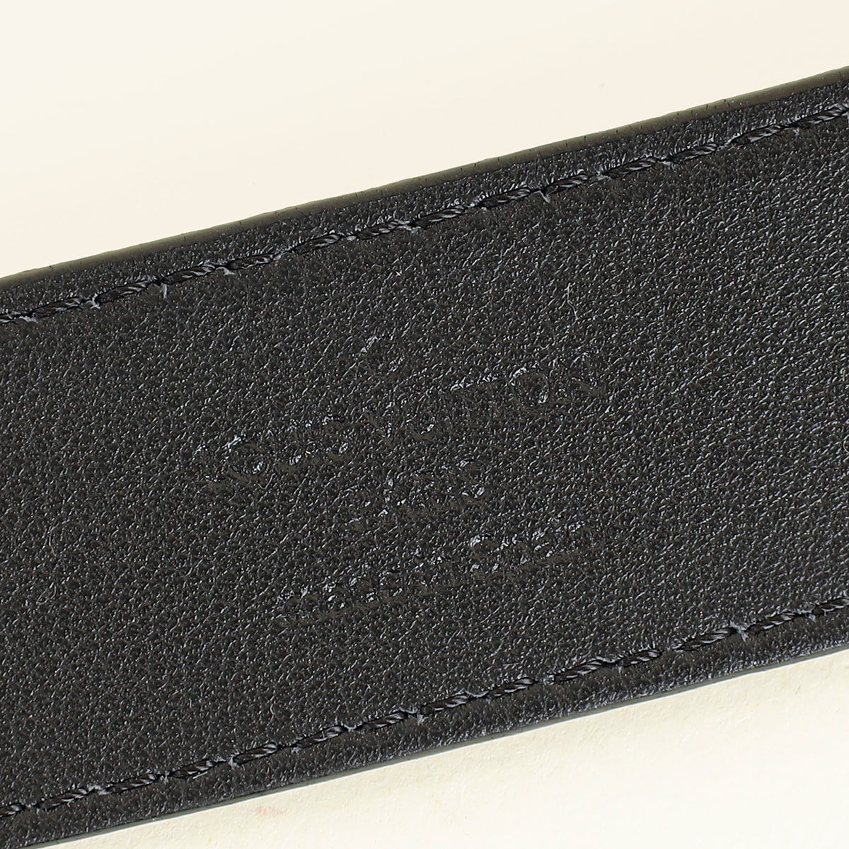 Louis Vuitton Noir Twist 30mm Belt 30