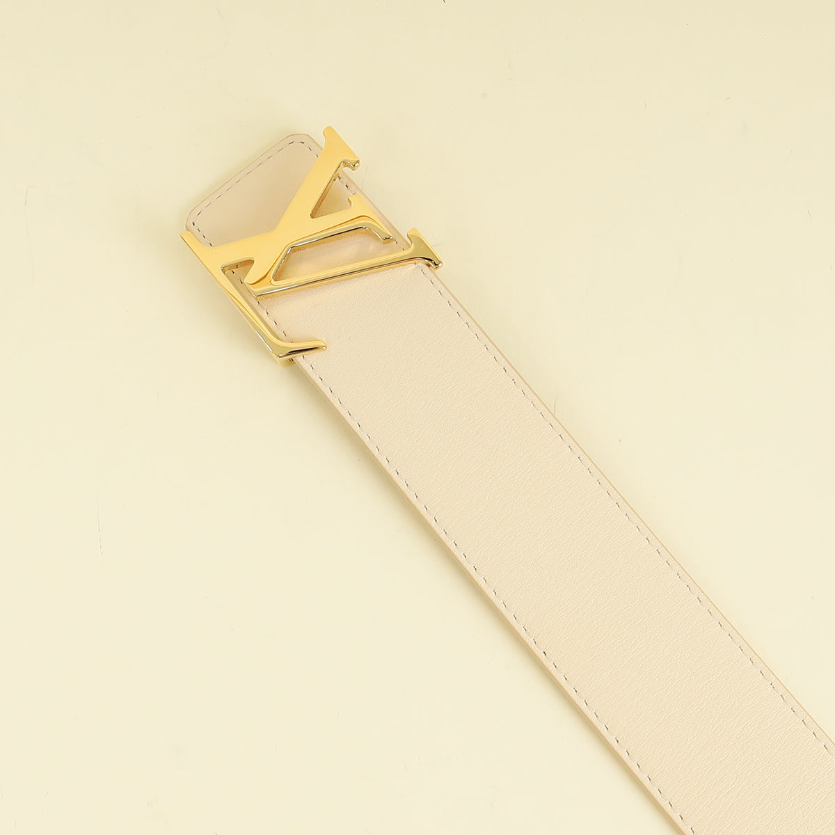 Louis Vuitton Damier Azur Initials Buckle 40mm Belt 32 – THE CLOSET