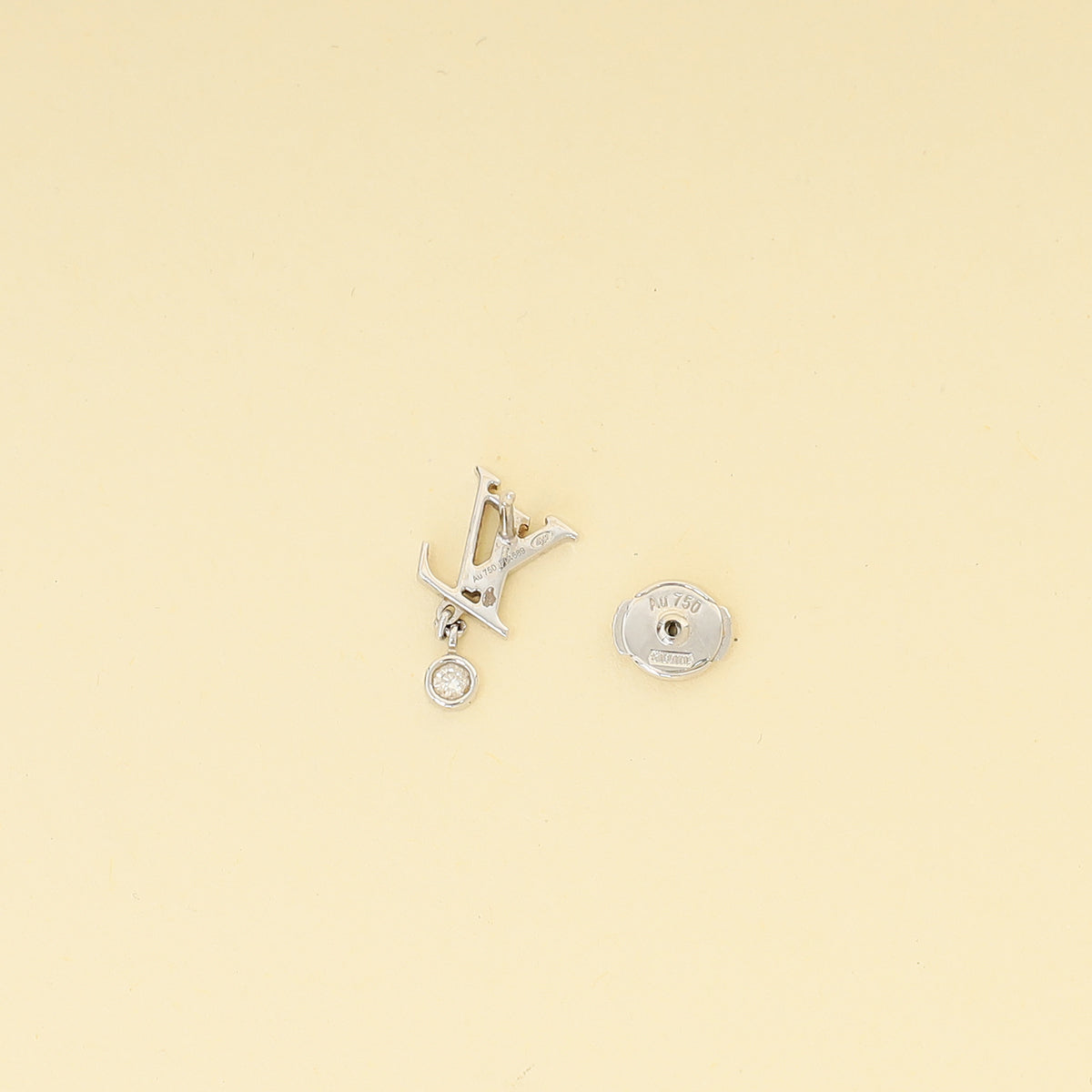 Louis Vuitton 18K White Gold Diamond Idylle Blossom LV Stud Earrings-Louis Vuitton-THE CLOSET