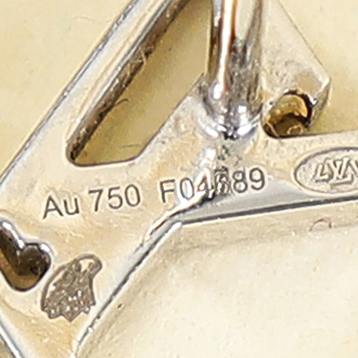 Louis Vuitton 18K White Gold Diamond Idylle Blossom LV Stud Earrings-Louis Vuitton-THE CLOSET