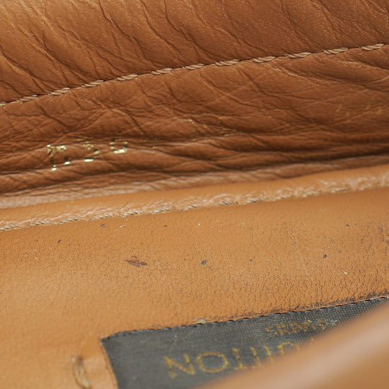 Louis Vuitton Cream Monogram Embossed Leather Gloria Loafers Size 35.5 Louis  Vuitton