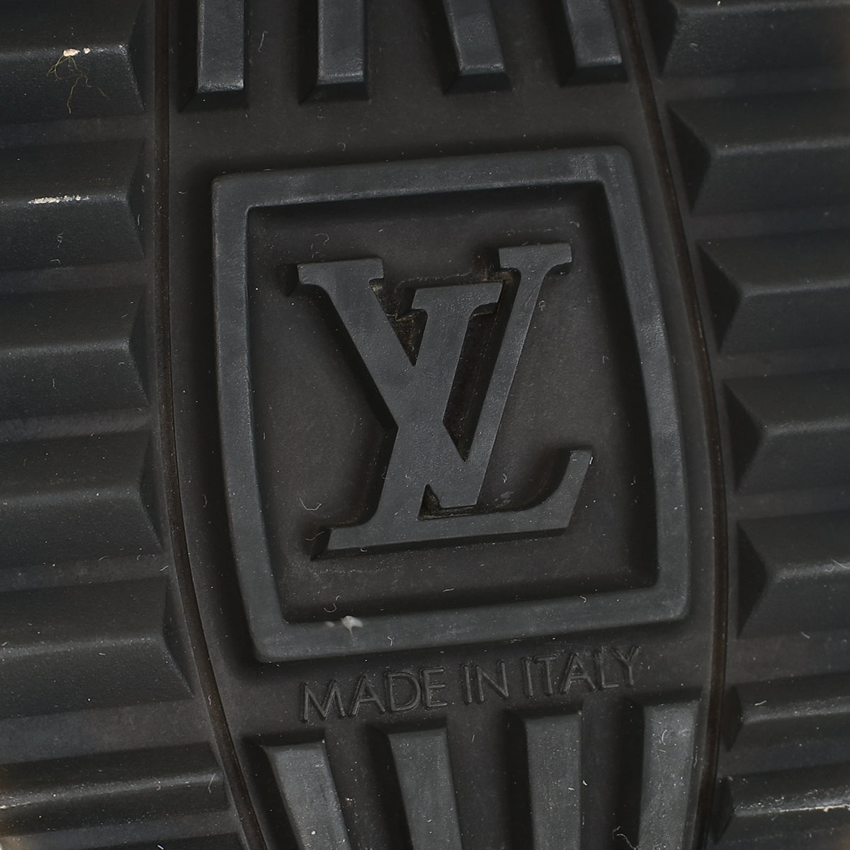 Louis Vuitton Damier Ebene Run Away Sneaker 36-Louis Vuitton-THE CLOSET