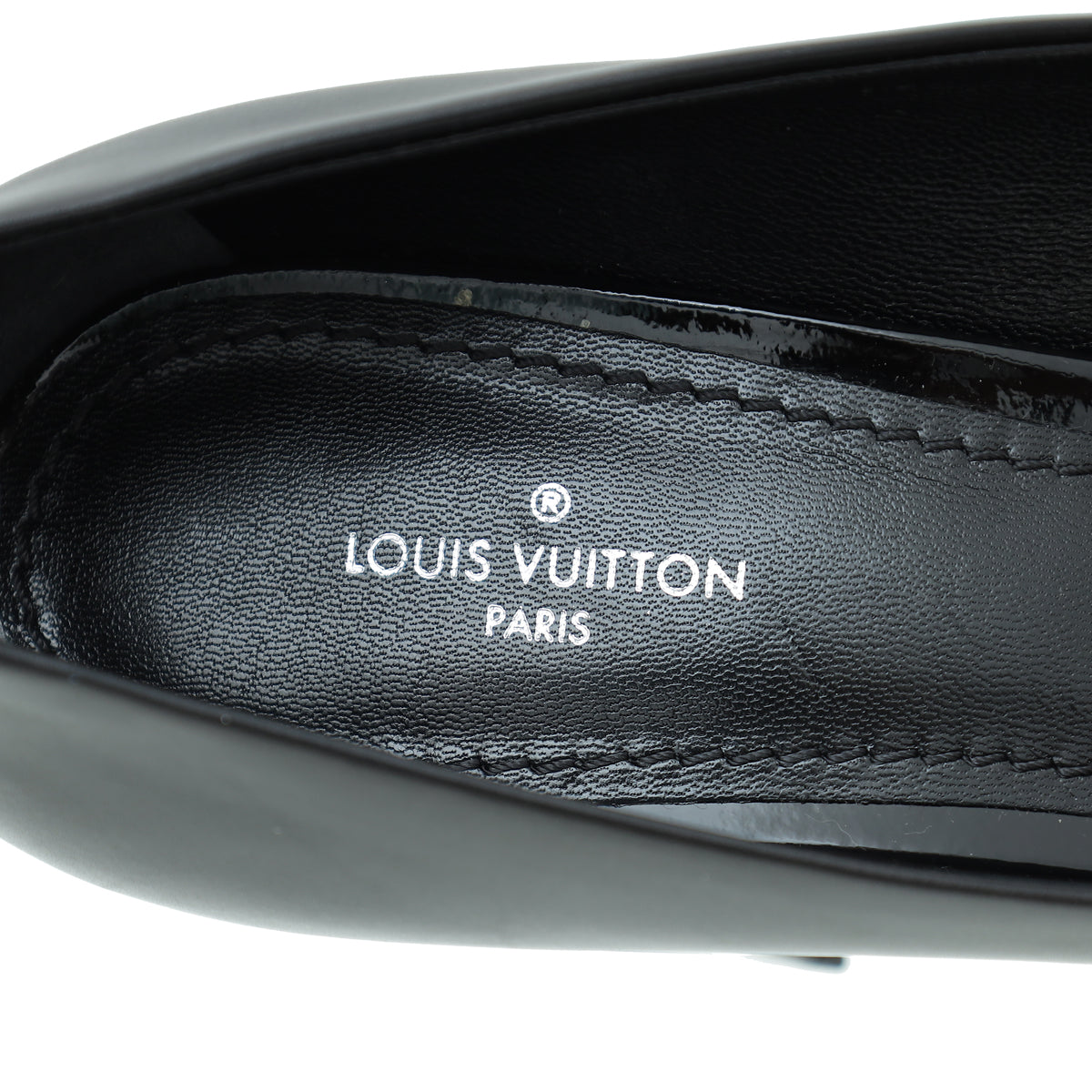 Louis Vuitton Black Madeleine Pumps 37