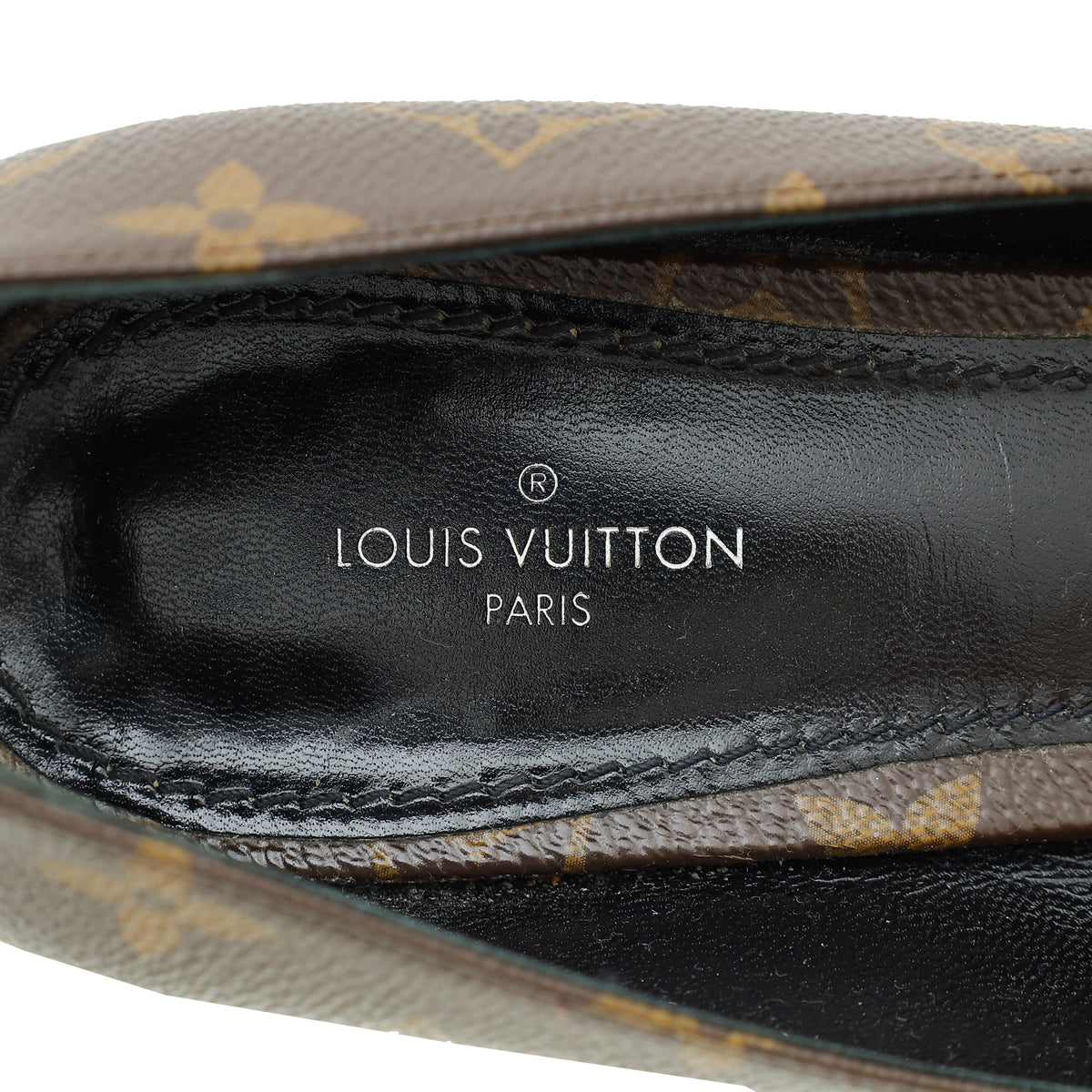 Louis Vuitton Monogram Madeleine Pumps 40