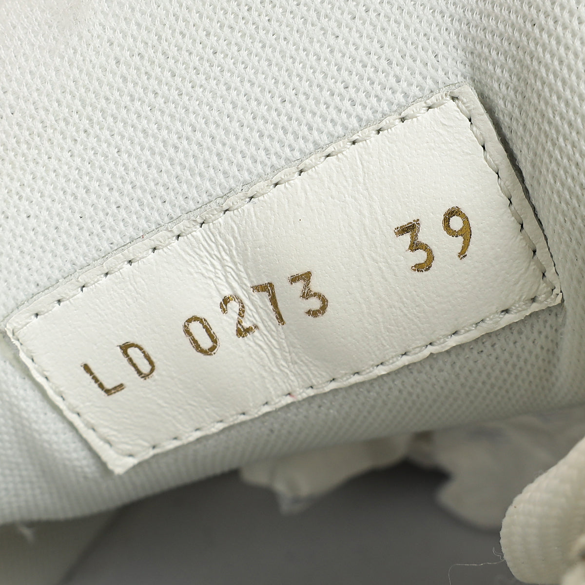 Louis Vuitton Blue Trainer Sneaker 39