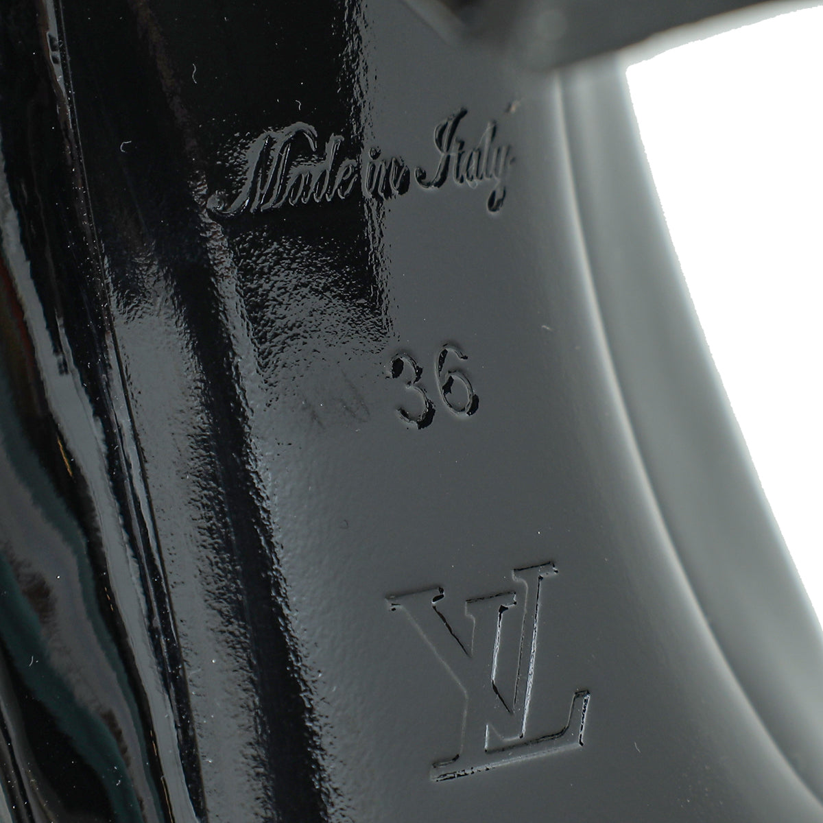 Louis Vuitton Black Vernis Madeleine Pumps 36
