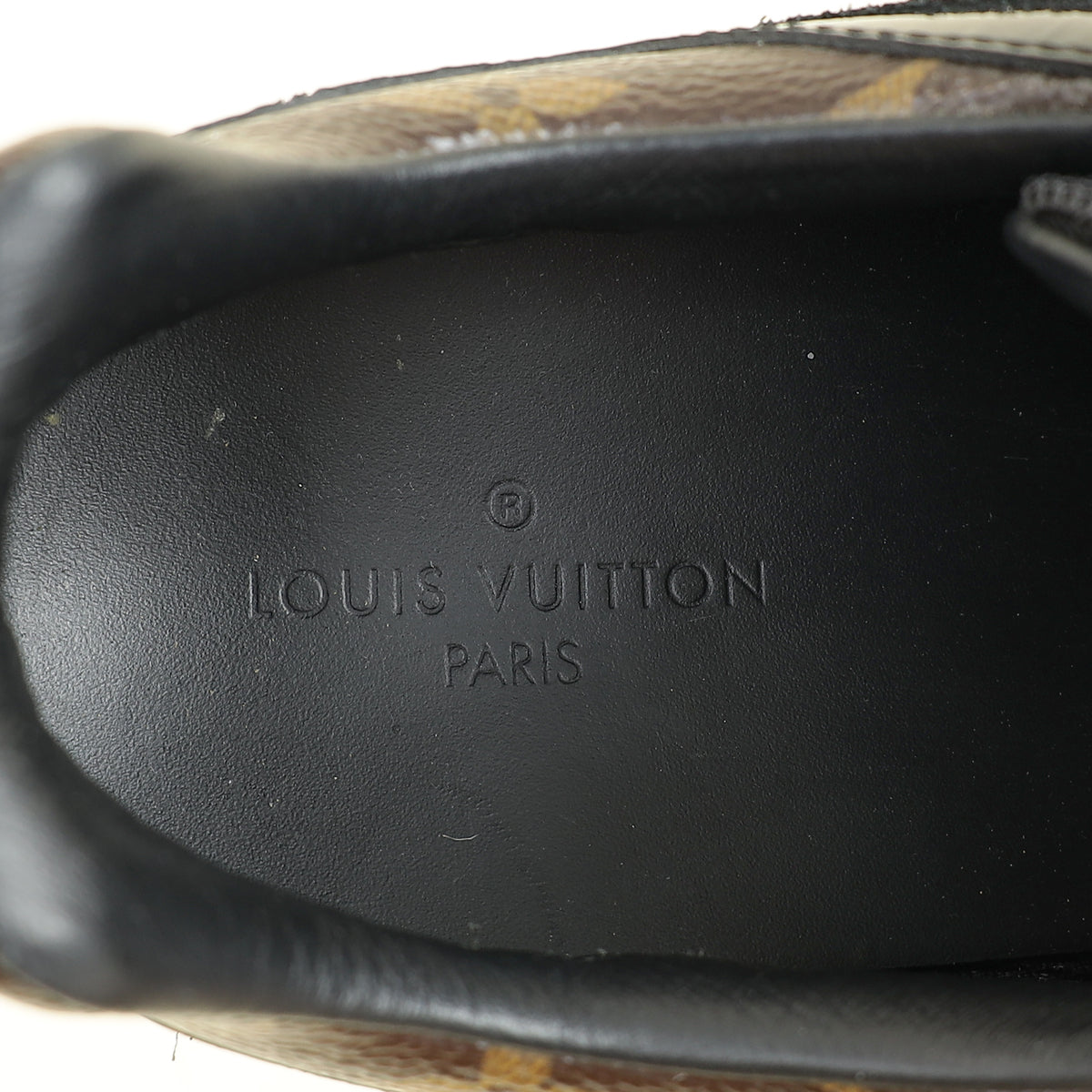 Louis Vuitton Bicolor Run Away Sneaker 37.5
