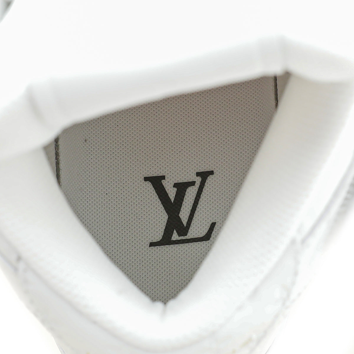 Louis Vuitton White Monogram Mid Top Nike Air Force 1 – Savonches