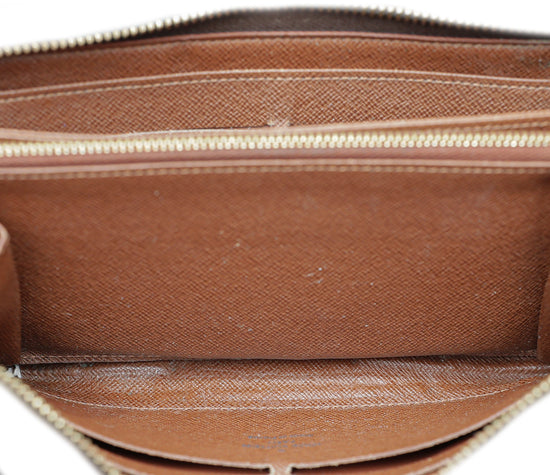 Louis Vuitton Brown Monogram Perforated Compact Zipped Wallet Green Cloth  ref.556323 - Joli Closet