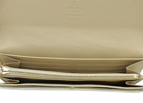Louis Vuitton Blanc Corail Monogram Vernis Sarah Wallet