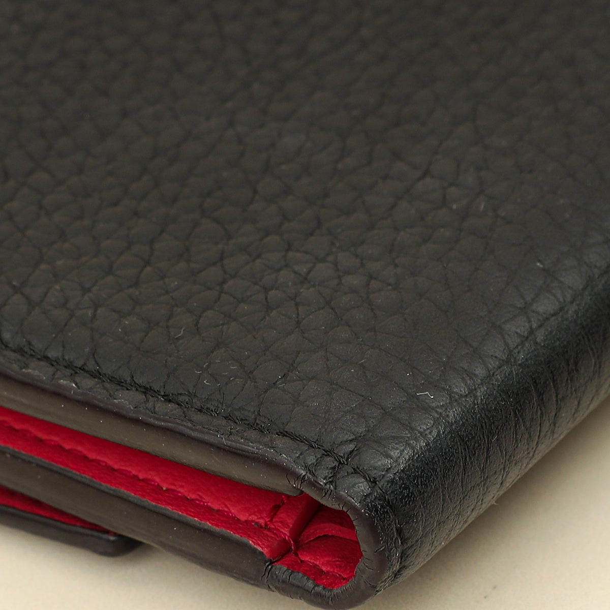 Louis Vuitton Black Capucines Compact Wallet-Louis Vuitton-THE CLOSET