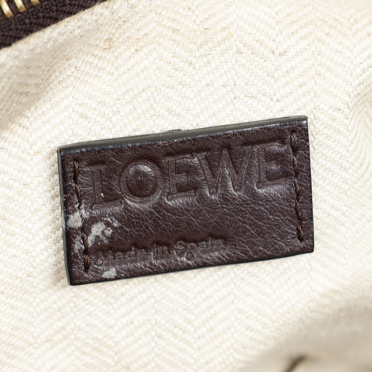 LOEWE レザーケース グベージュ・ブラウン Loewe Cognac Puzzle Edge Medium Bag – THE CLOSET