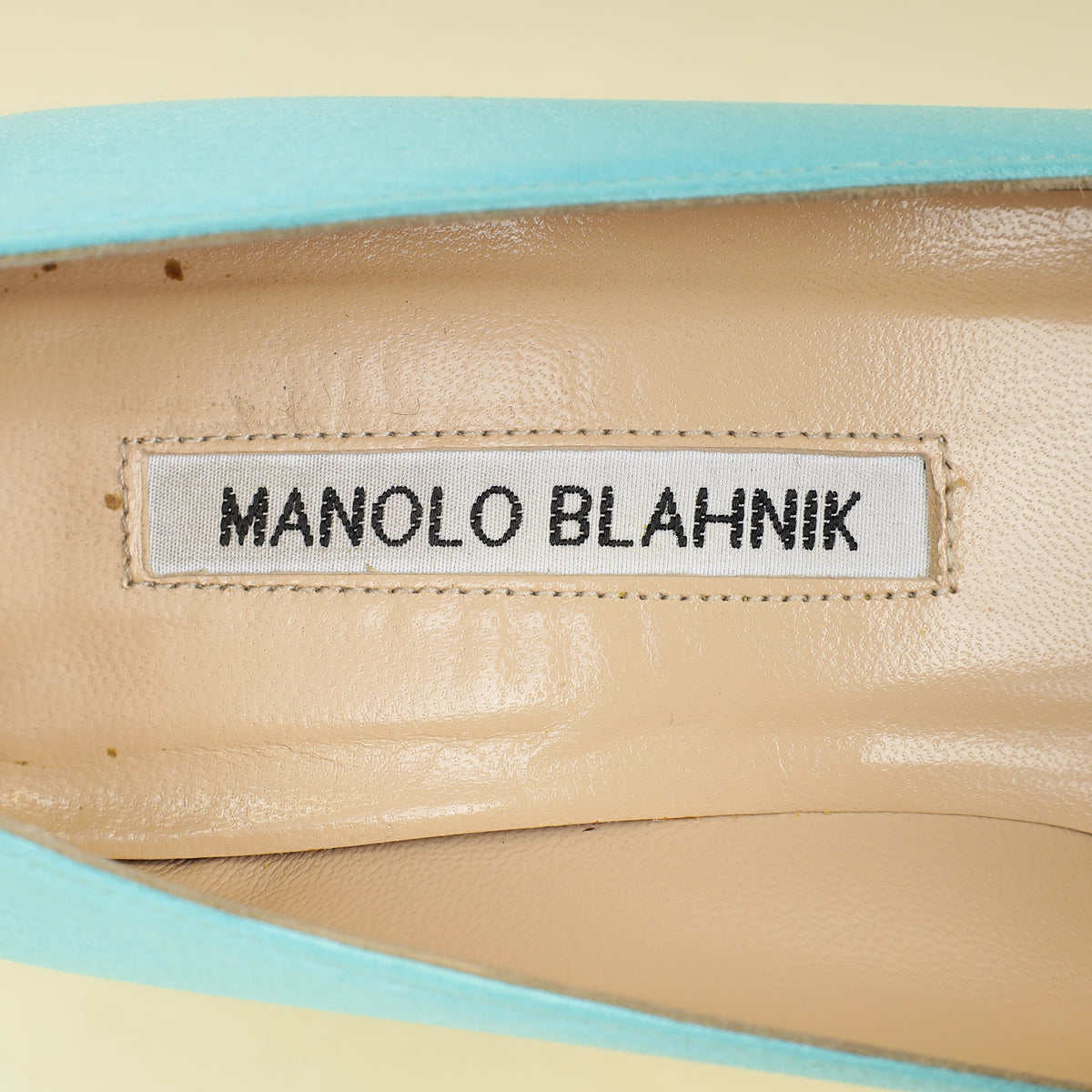 Manolo Blahnik Tiffany Hangisi Satin Pumps 36