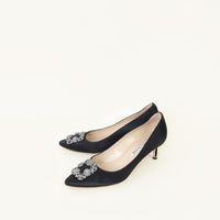 Manolo Blahnik Black Hangisi Pumps 39.5