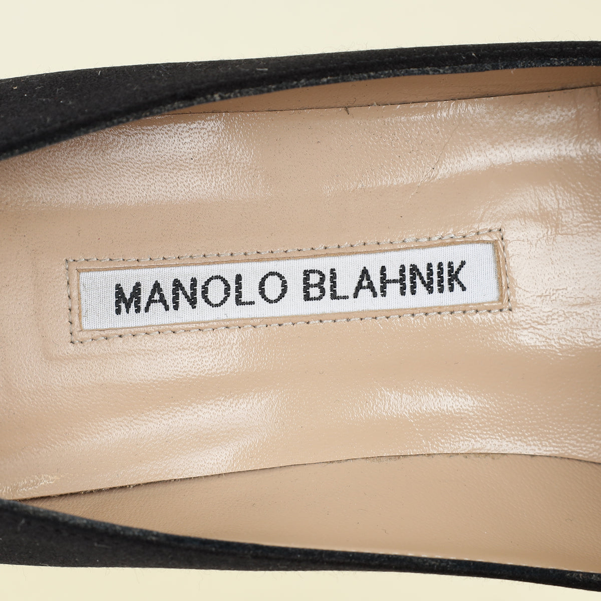 Manolo Blahnik Black Satin Hangisi Pump 39 – THE CLOSET