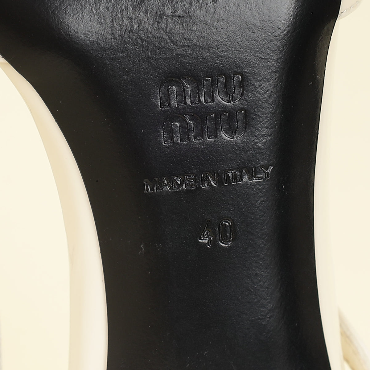 Miu Miu Cream Buckle Slingback Pump 40