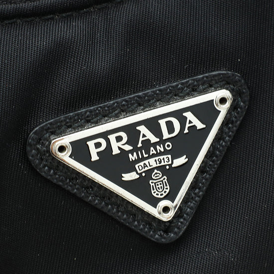 Load image into Gallery viewer, Prada Black Re-Edition 2005 Re-Nylon Bag
