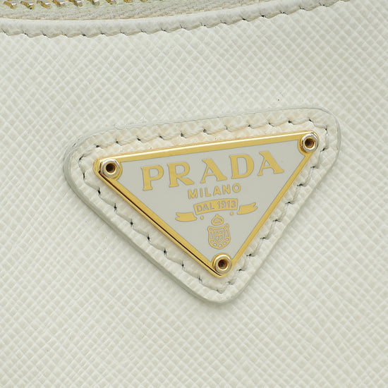 Load image into Gallery viewer, Prada White Re-Edition 2005 Bag
