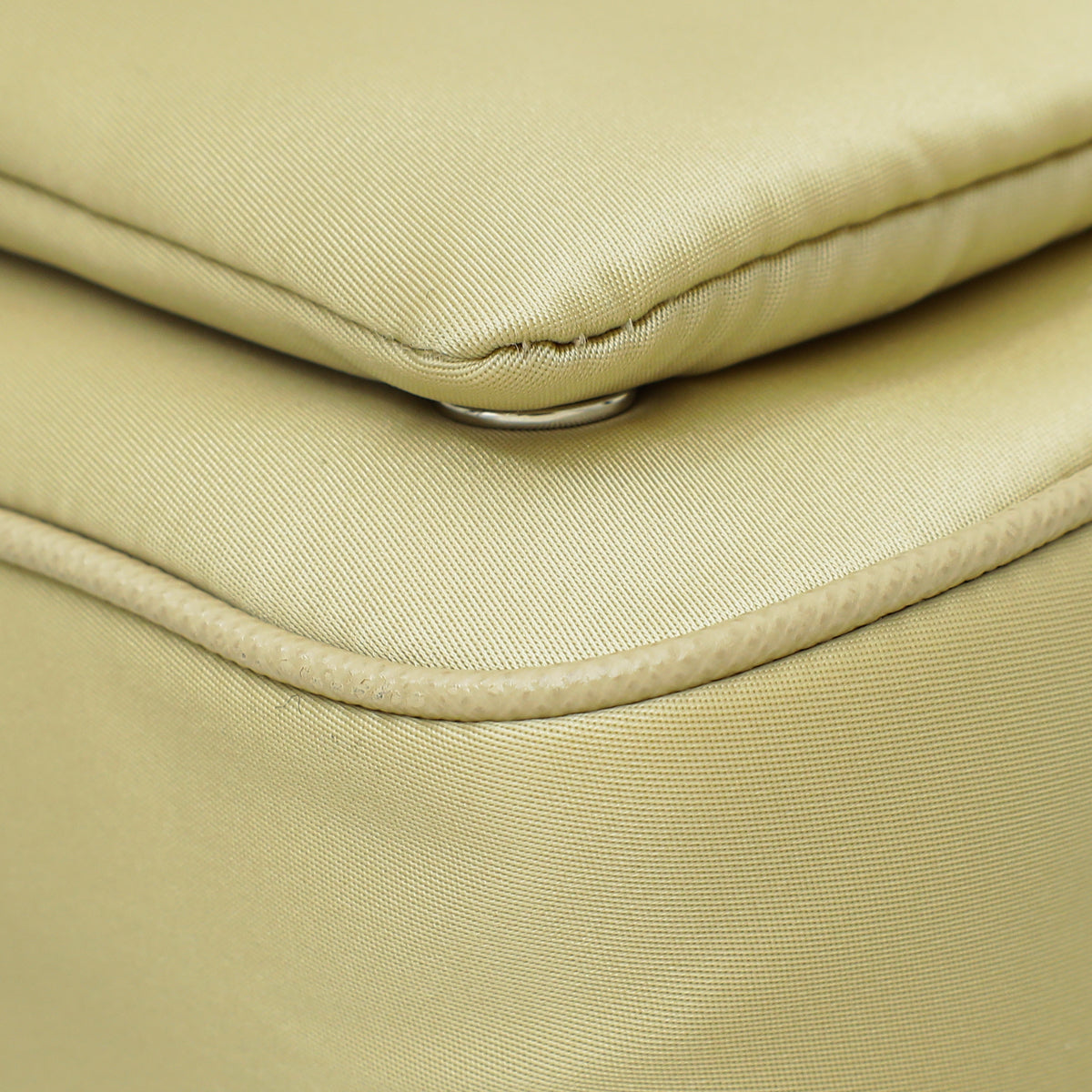 Prada Re-Nylon Shoulder Bag Beige ref.703674 - Joli Closet