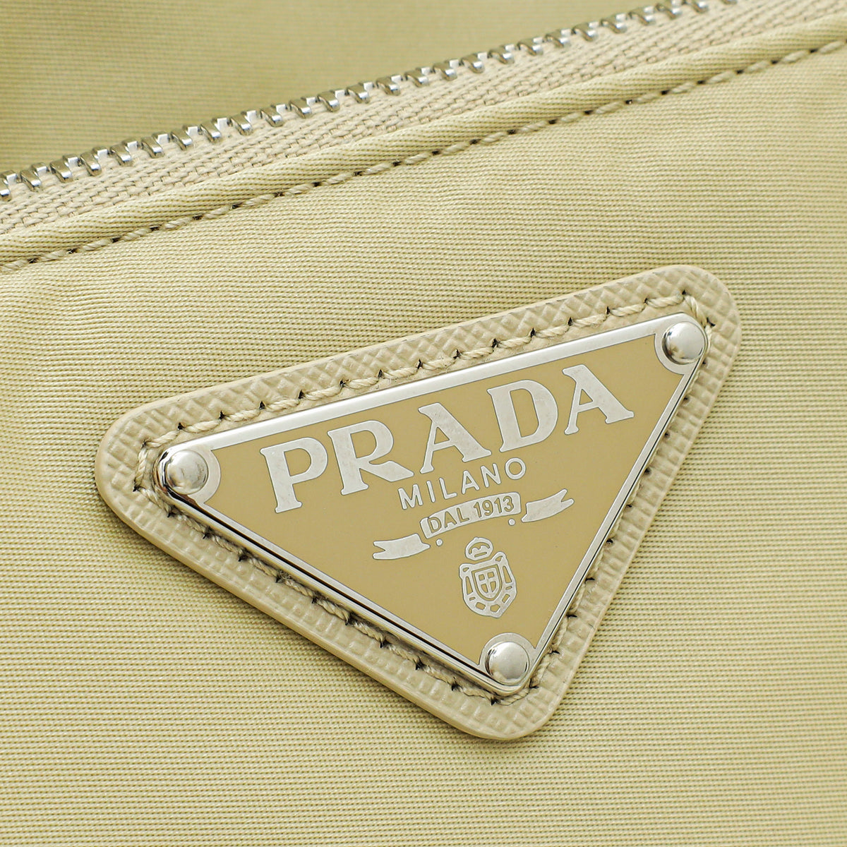 PRADA Shoulder Bag Nylon Beige Auth 44812 ref.959604 - Joli Closet