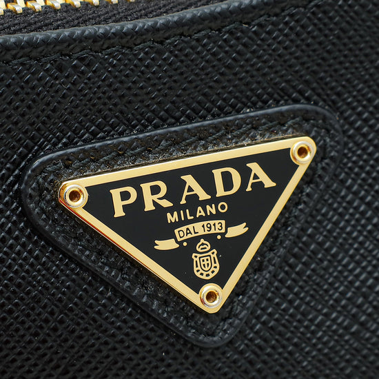 Prada Black Re-Edition 2005 Bag