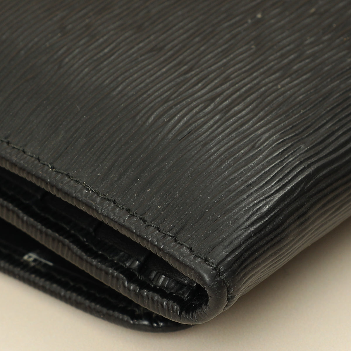 Prada Black Vitello Move Small Wallet-Prada-THE CLOSET