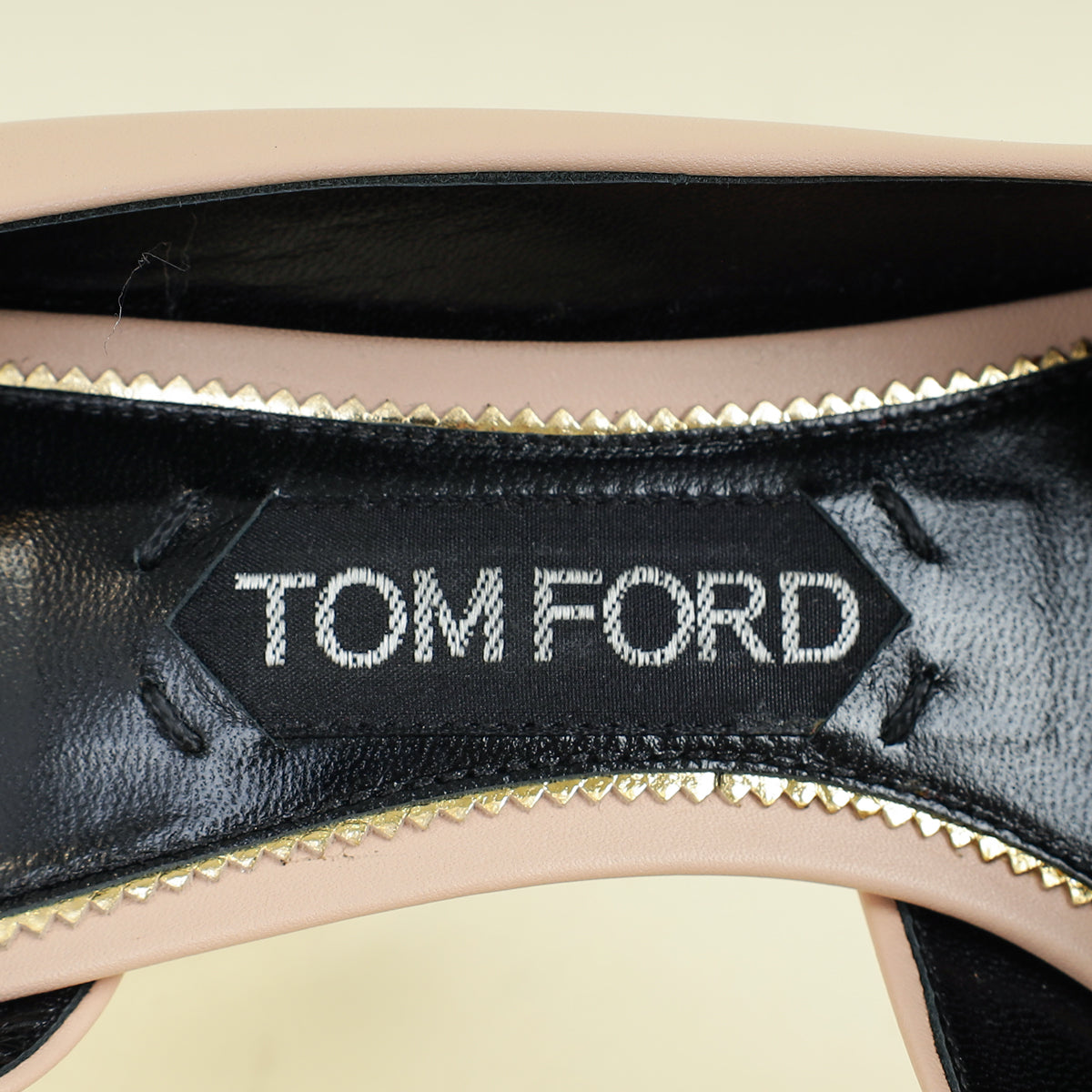 Tom Ford Nude Heel Pump 40