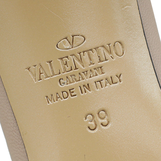Load image into Gallery viewer, Valentino Light Ivory Rockstud Caged Ankle Strap 65 Pumps 39
