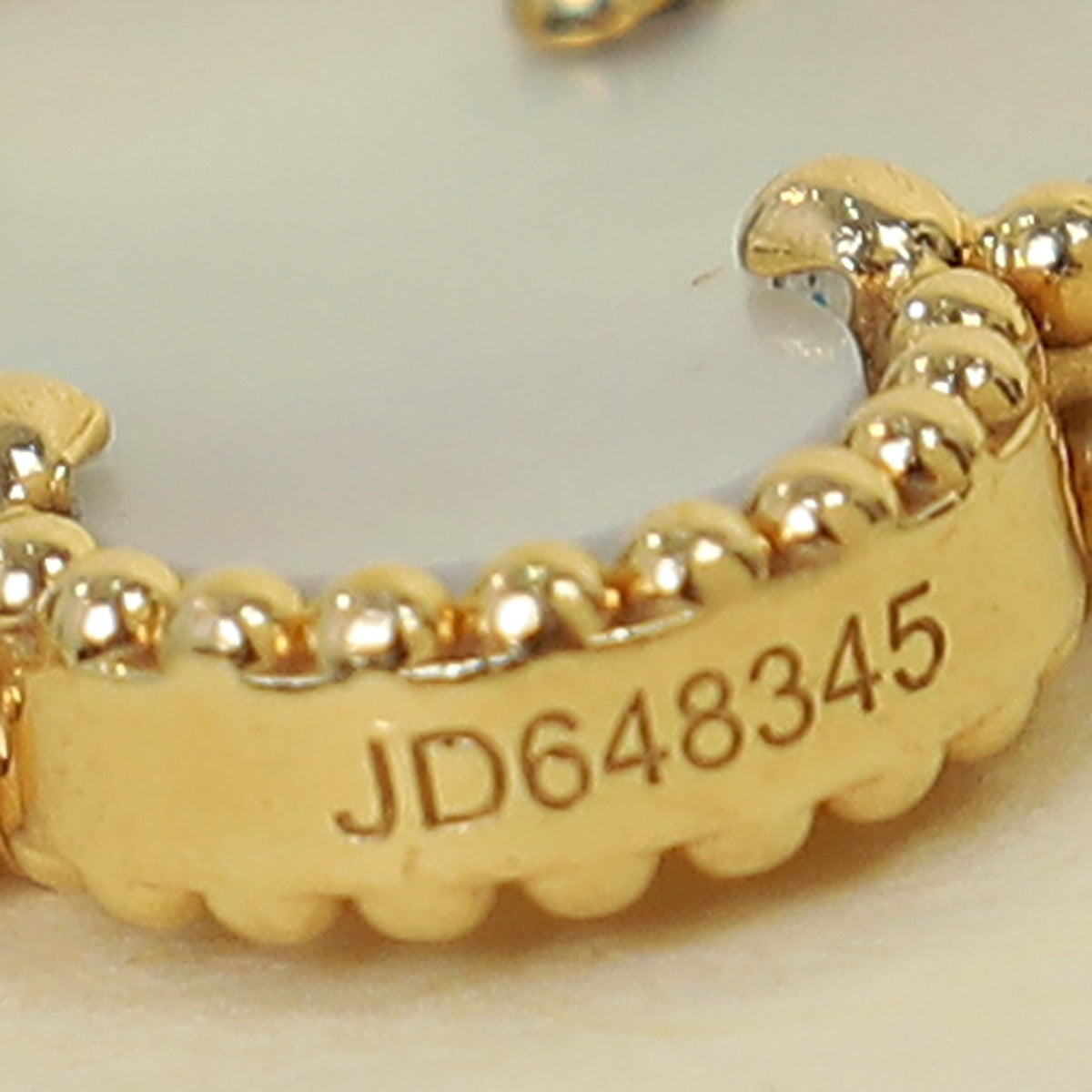 Van Cleef & Arpels 18K Yellow Gold Vintage Alhambra 5 MOP Motifs Bracelet