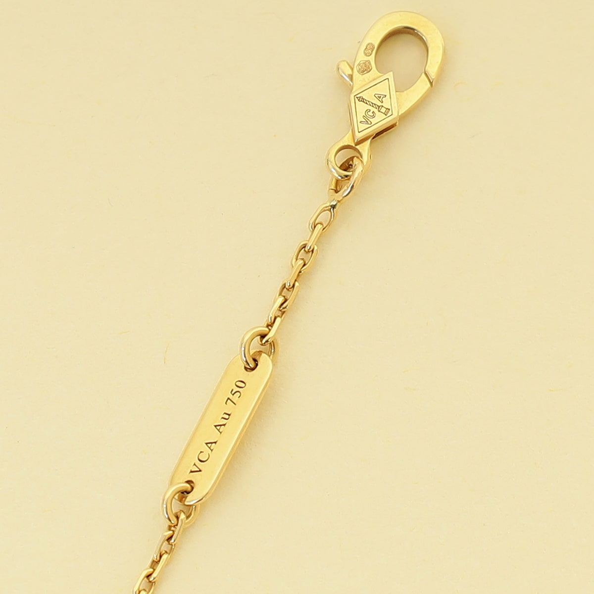 Van Cleef & Arpels 18K Yellow Gold Malachite Vintage Alhambra Pendant Necklace