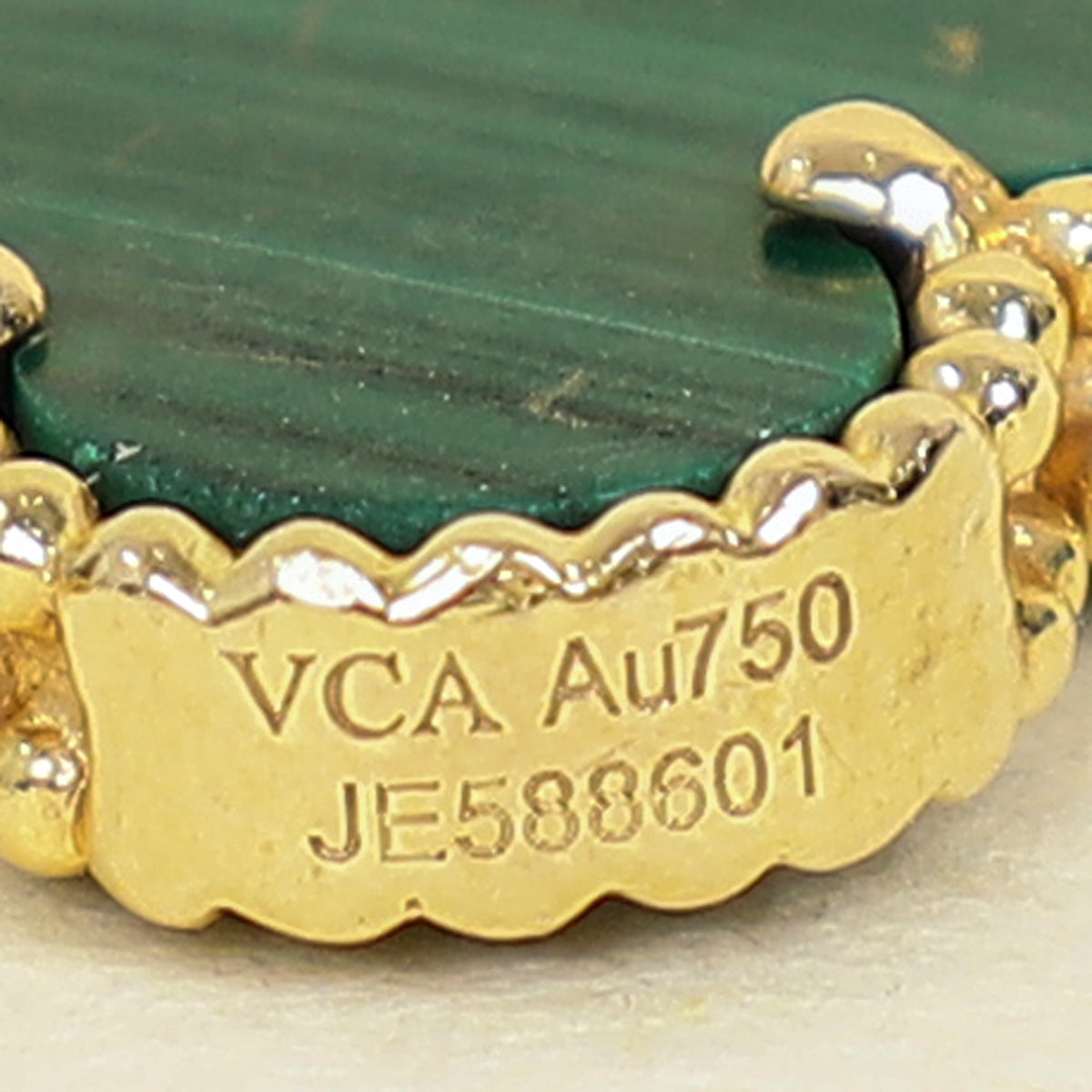 Van Cleef & Arpels 18K Yellow Gold Vintage Alhambra Malachite 5 Motifs Bracelet