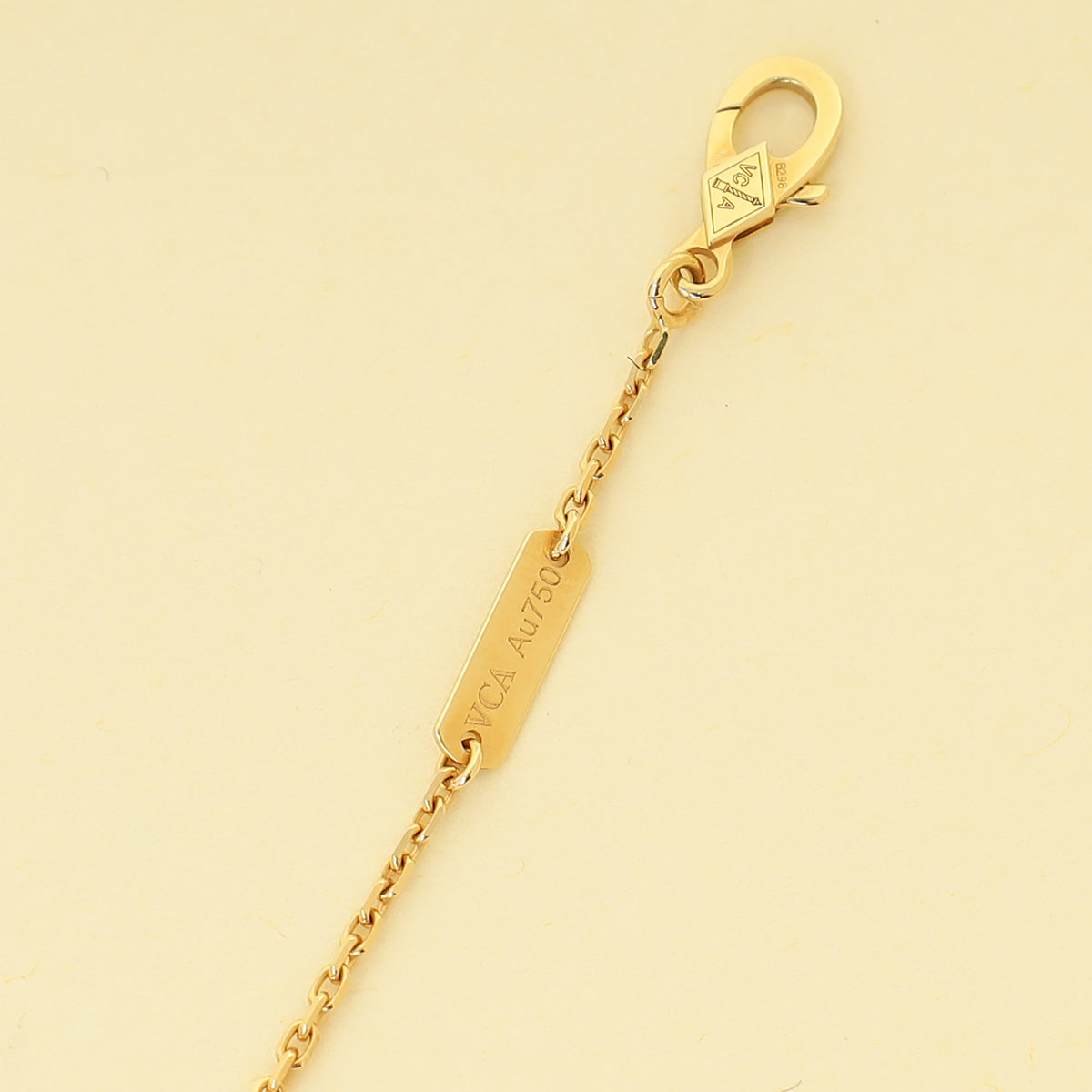 Van Cleef & Arpels 18K Yellow Gold Carnelian Vintage Alhambra Pendant Necklace