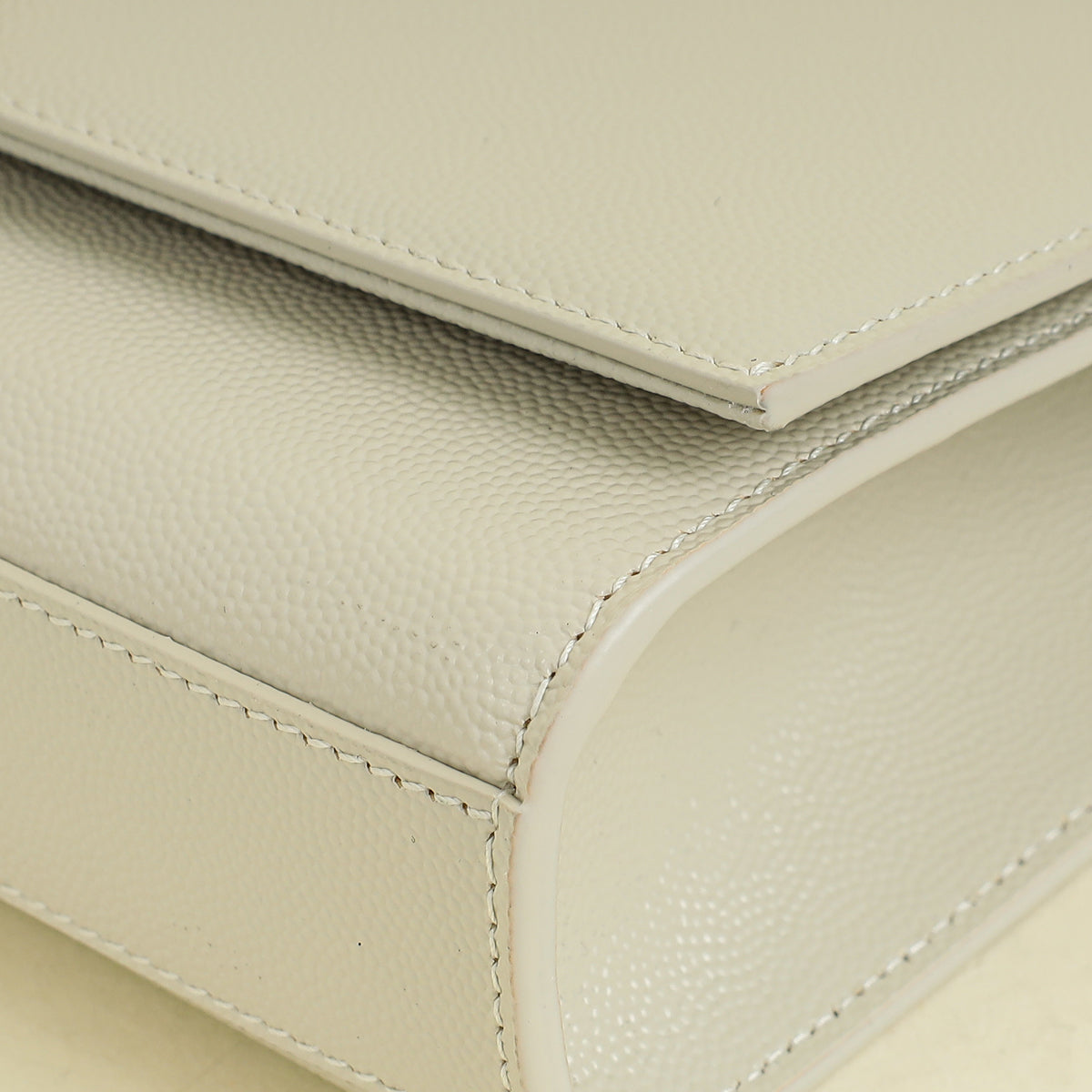 YSL Vintage Blanc Kate Tassel Medium Shoulder Bag