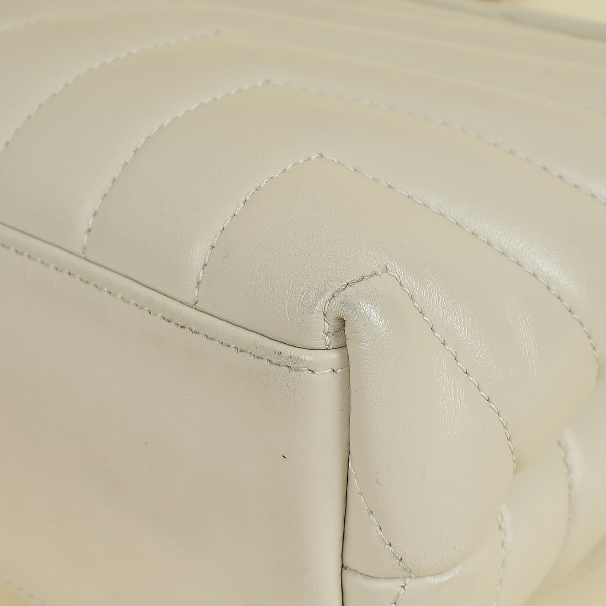 YSL Vintage Blanc Loulou Small Shoulder Bag