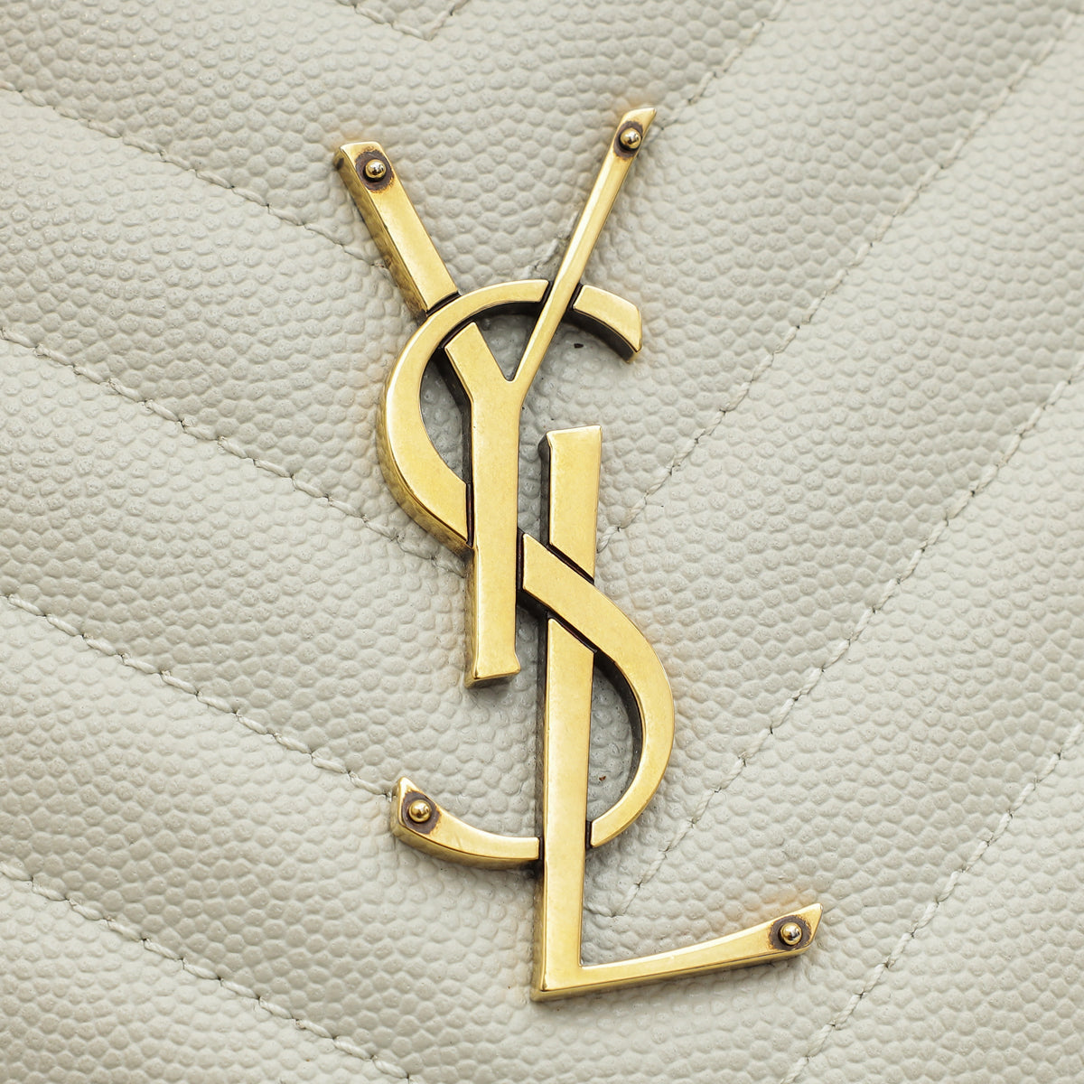 YSL Vintage Blanc Chevron Vinyle Round Camera Bag