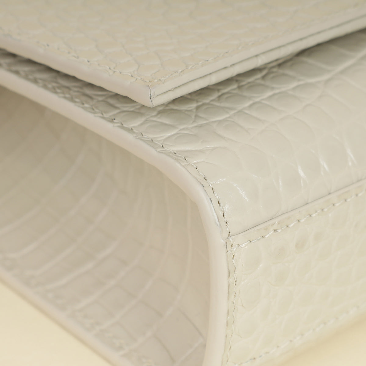 YSL Blanc Vintage Kate Tassel Croc Embossed Medium Shoulder Bag-YSL-THE CLOSET